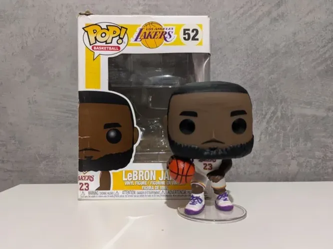Funko Pop NBA LeBron James Lakers #52 Original