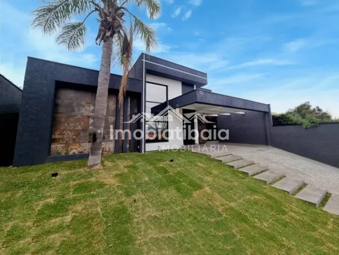 Casa térrea à venda Condomínio Alpes D'Ouro - Bom Jesus dos Perdões - 340m²