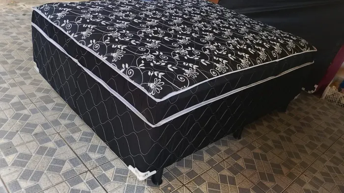 Cama box