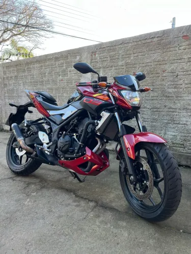 Vendo MT03 impecável