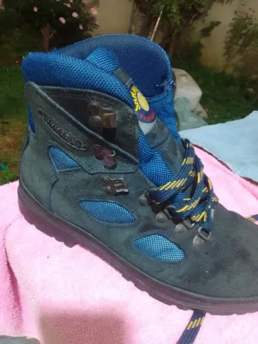 bota impermeável importada trekiking