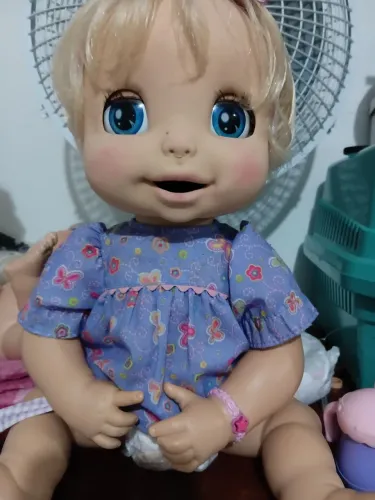 Vendo baby alive linda surpresa