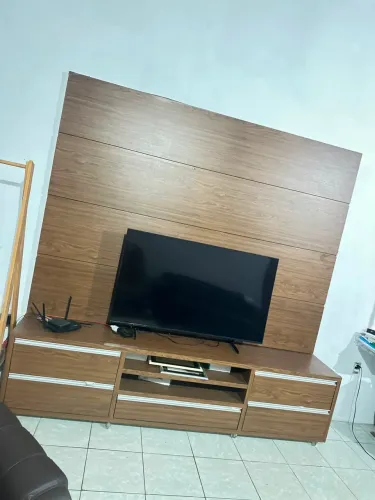 Vendo rack com painel