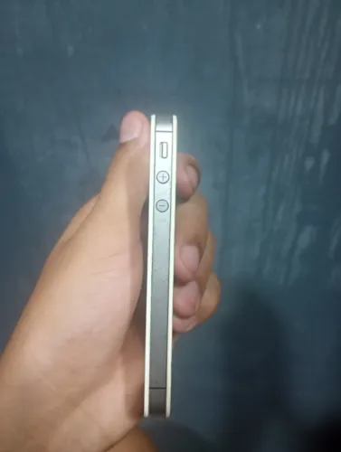 iPhone 4S usado