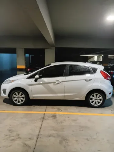 Ford Fiesta SE 1.6 16V Flex 5P 2013