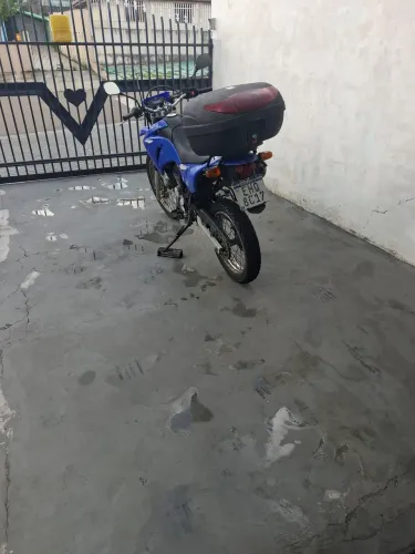 Lander 250 2010 vendo 