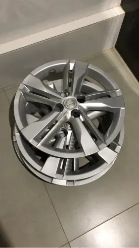Calotas Nissan Kicks