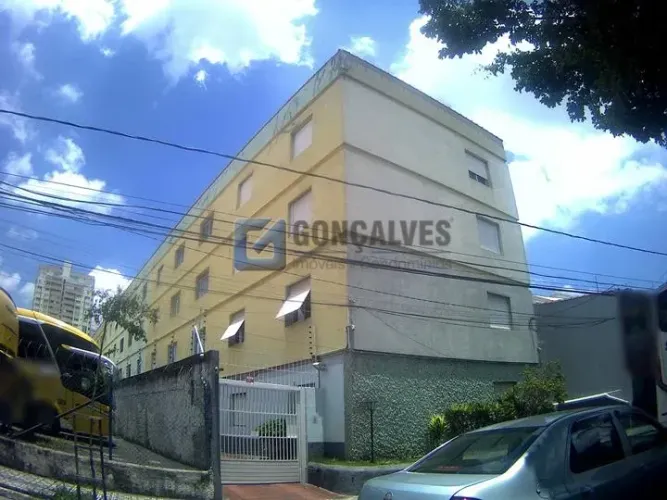 Apartamento com 03 dormitórios a venda no Centro de Santo André/SP.