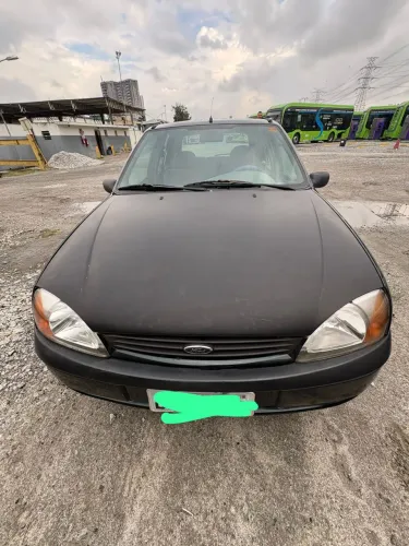 Ford Fiesta GL Class 1.0i 5P 2001