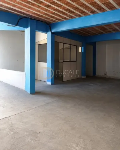 Galpão com 204m² para Locação no bairro São Francisco - Cariacica / ES.