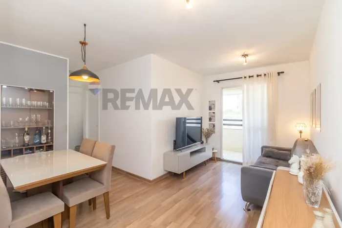 Apartamento com 3 dormitórios sendo 1 suíte à venda no Tatuapé!