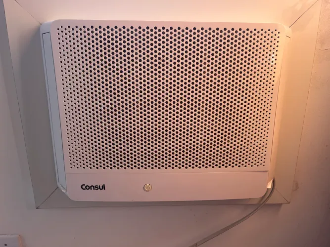 Arcondicionado com controle remoto 