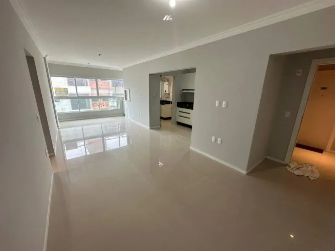 Apartamento 2 dormitórios, 78m², churrasqueira e 2 vagas em Balneário Camboriú-SC