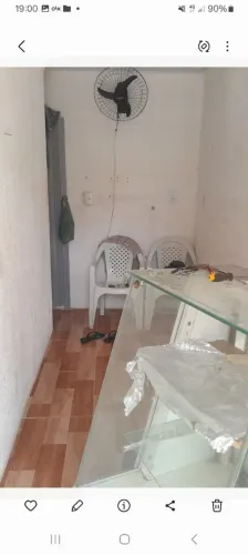 Vendo pequeno ponto comercial próximo da ribeira,