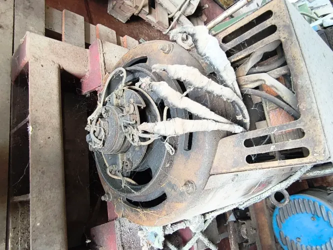 GERADOR DE LUZ 35KVA diesel