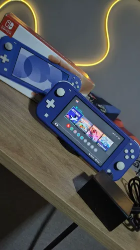 Nintendo switch lite