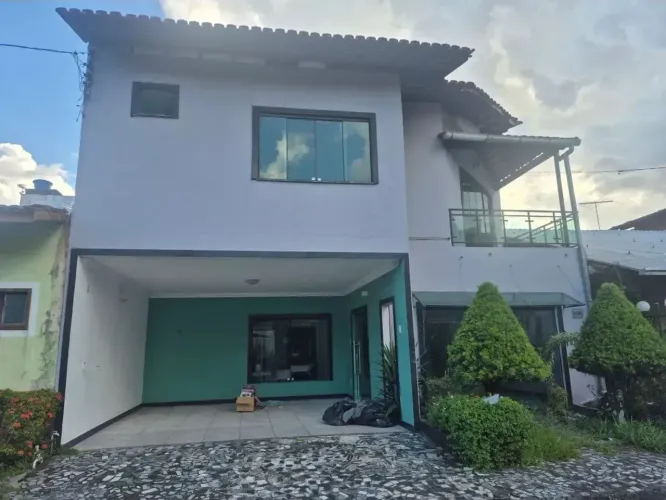 VENDO OU ALUGO LINDA CASA DE 3 SUÍTES COM PISCINA NO CONDOMÍNIO ALTOS DE PINHEIROS