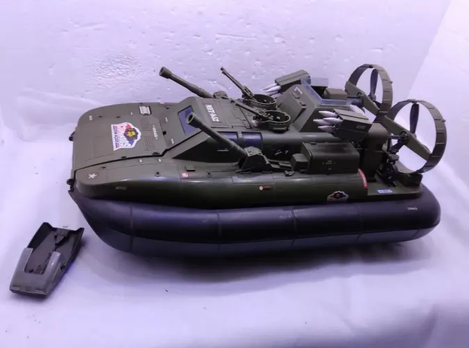 Veículo Coleção Comandos em Ação Hovercraft 