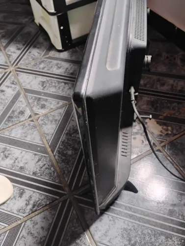 Vendo TV 32 polegadas