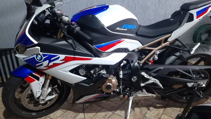 BMW S1000RR M PAK