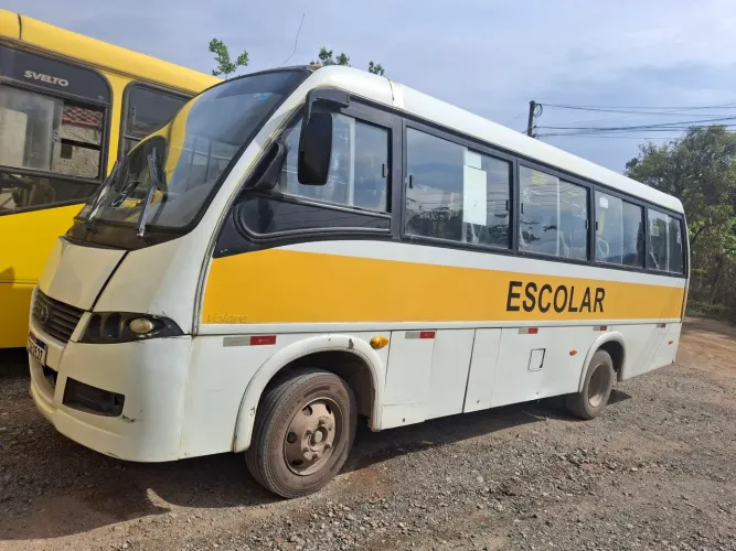 Micro onibus Volare V8
