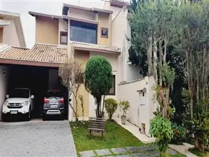 Belo sobrado a venda no Condomínio Fortaleza em Taubaté por R$ 1.500.000,00