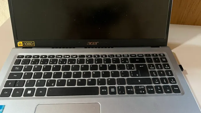 Vendo notebook acer