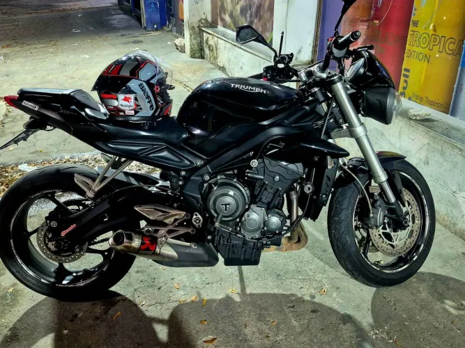 Street triple 765s vendo