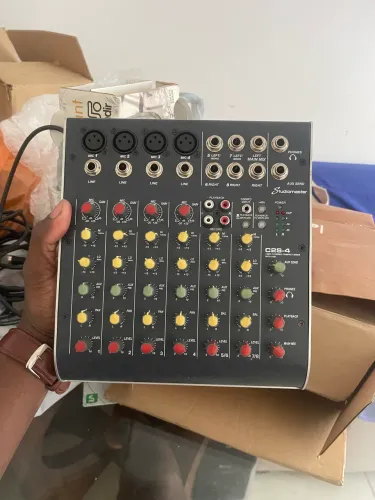 Mesa ultracompacta (mixer)