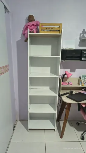 Livreiro novo não usado