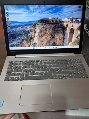 Notebook Lenovo Core i5 8°Geração/ SSD 256GB/ 8GB/