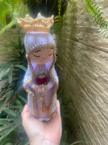 Nosso senhora de Fátima em amigurumi