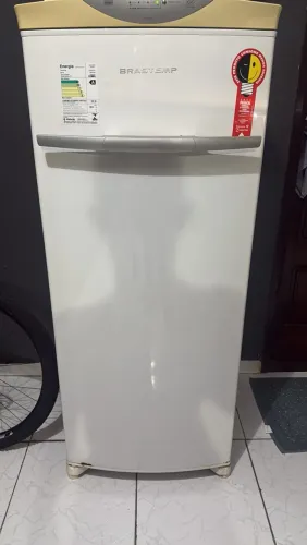 Freezer vertical Brastemp 239l 