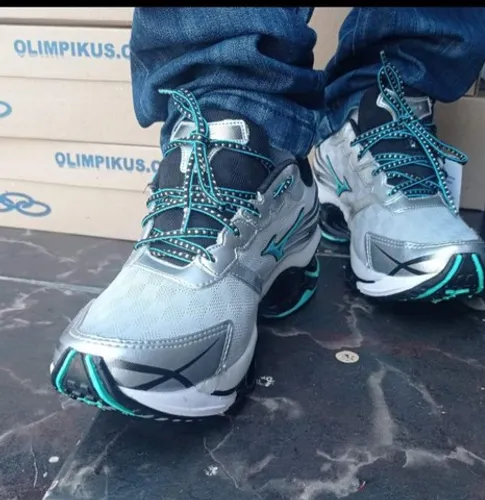 Oferta incrível Mizuno pro 2 Vietnã