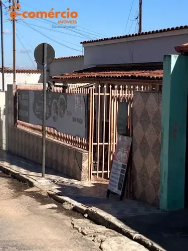 Casa a venda no Jardim Floresta em Lavras.