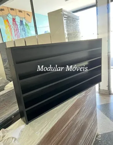 Painel Expositor para Esmalterias e Tabacarias - MDF  Preto