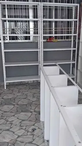 Prateleiras usadas