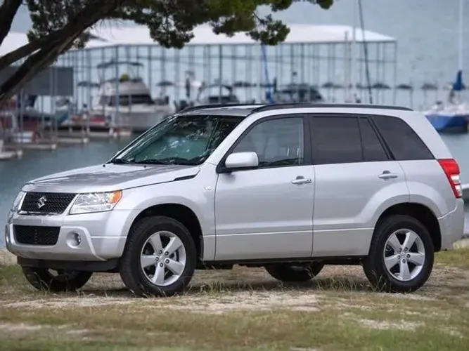 Sucata Grand Vitara 2011