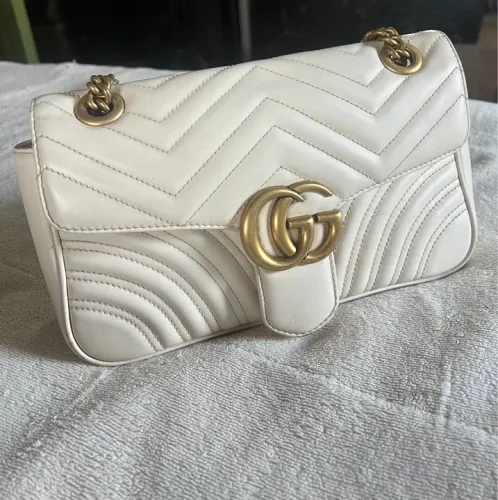 Bolsa GUCCI Marmont GG 