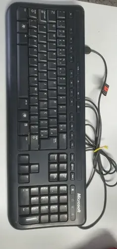 teclado microsoft em ótimo estado