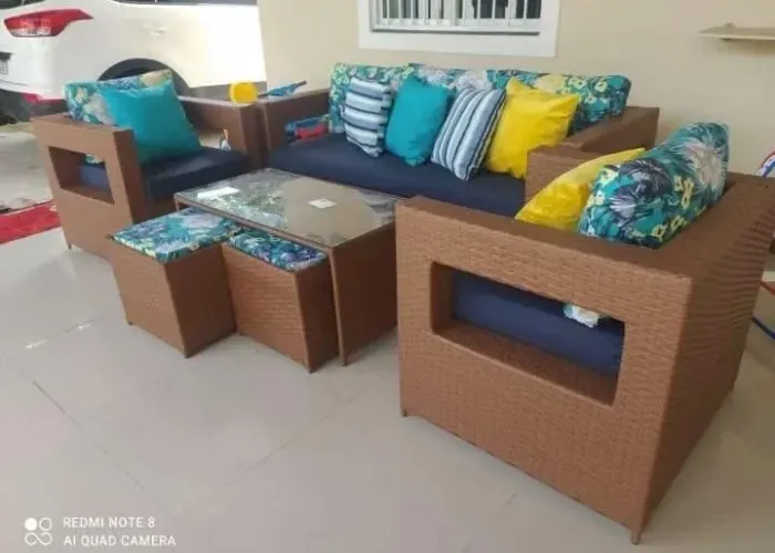CONJUNTO DE SOFÁ DE ALUMÍNIO COM FIBRA SINTÉTICA COM ABERTURA LATERAL