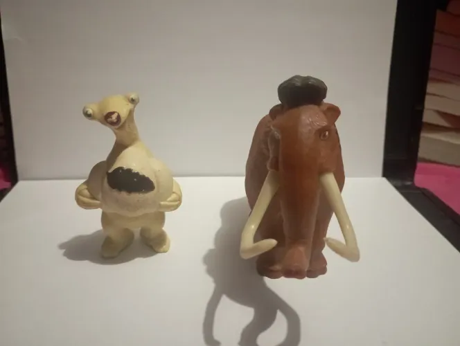 Bonecos Ice Age - Sid e Manny