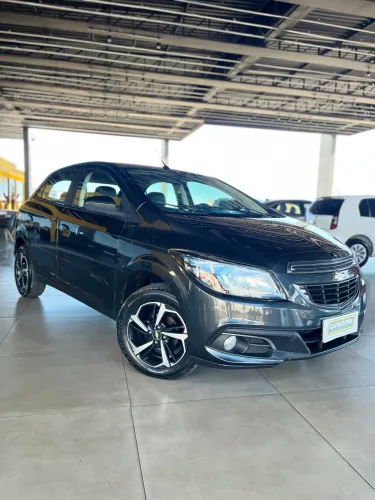 Chevrolet Onix Hatch LTZ 1.4 8V Flex Power Aut. 4P 2016