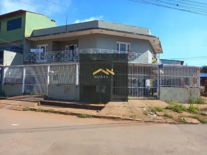 Vendo Prédio de esquina em Samambaia