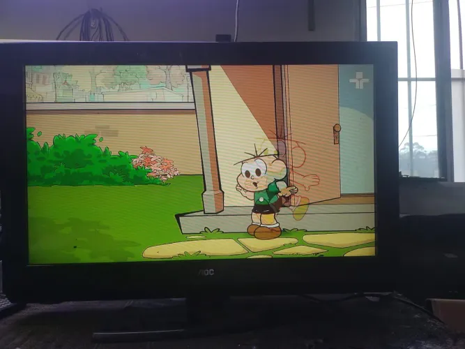 TV AOC