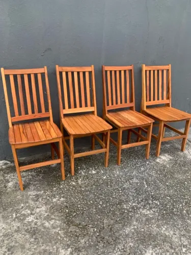 Cadeiras Demolição Maciça Últimas Unidades 