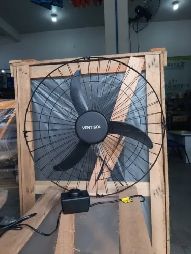 Ventilador de Parede Profissional New 60cm Preto 127V Ventisol