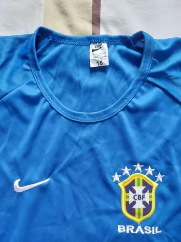 Camiseta é shortes do Brasil Masculina - Tamanho 16.