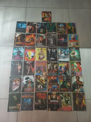 Coleção de DVDs diversos. Todo o lote por 20,00.