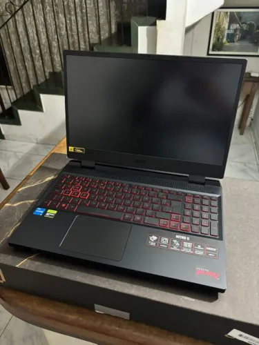 Notebook Acer Nitro 5, i5 8GbRam Rtx3050, 15"